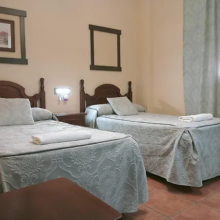 Rocio Penzion 3*